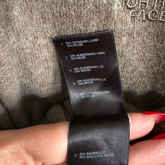 The North Face women Brown Sweater - Picture 6 of 8
